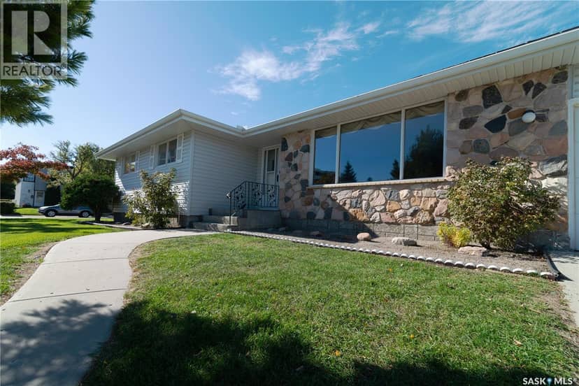 5 Wheaton CRESCENT, Regina