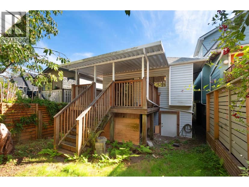 1777 E 4TH AVENUE, Vancouver, photo 2