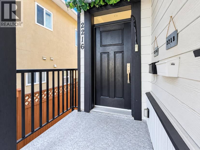 2216 MANNERING AVENUE, Vancouver, photo 3
