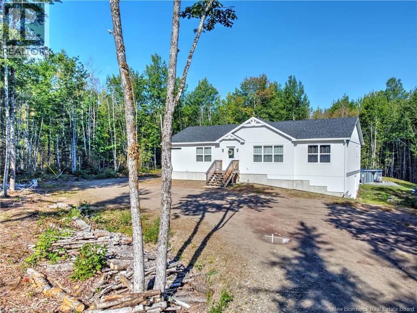 124 Diamond Square Road — photo 1 of 38