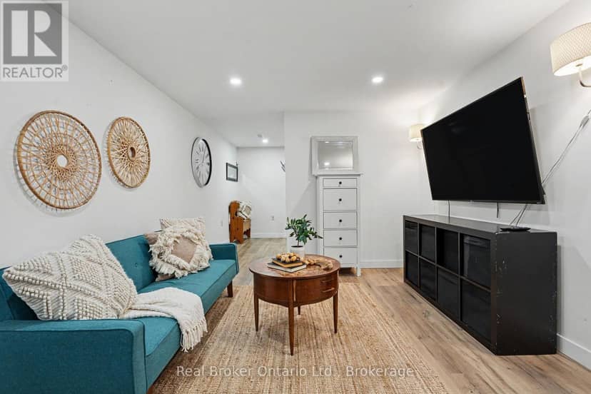 54 - 5475 Lakeshore Unit Road — photo 25 of 40