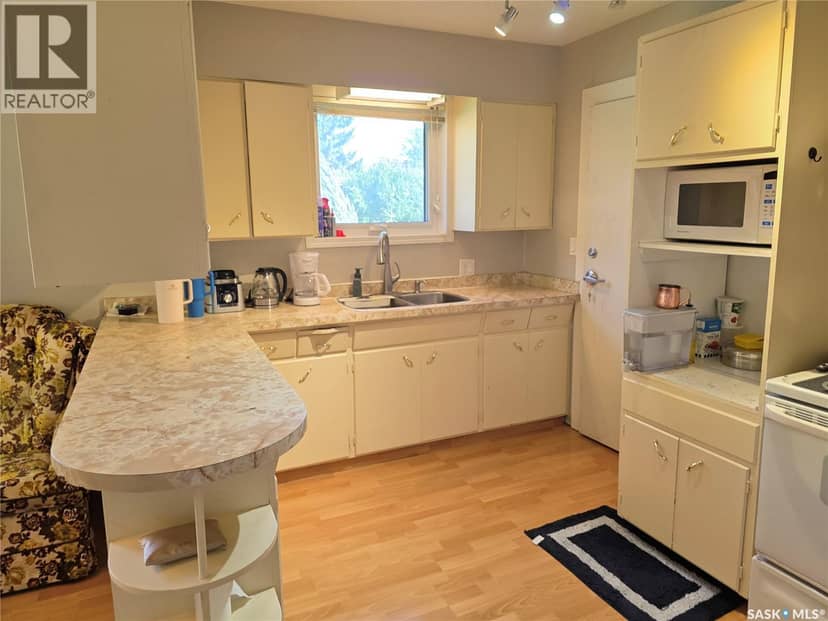 110 Lincoln STREET — photo 10 of 40