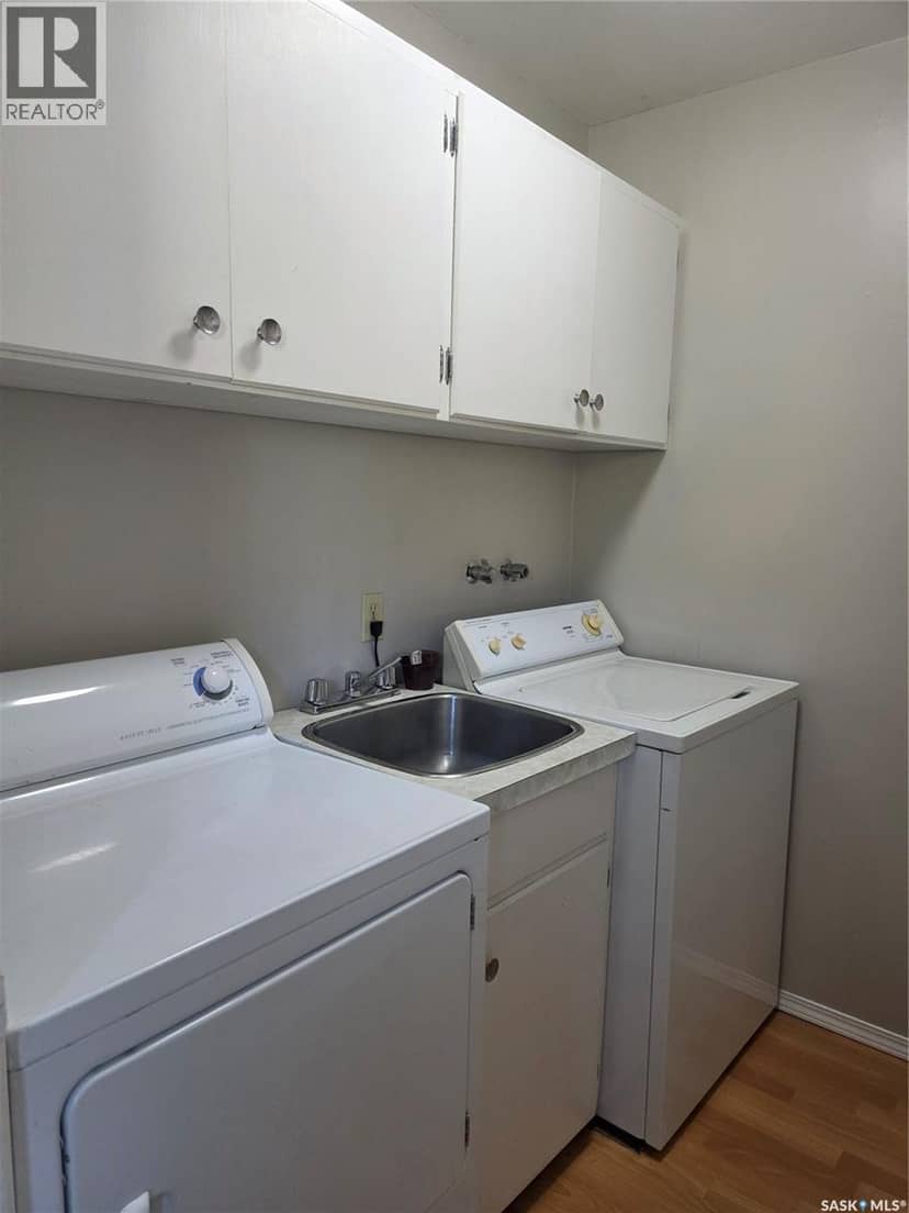 110 Lincoln STREET — photo 25 of 40