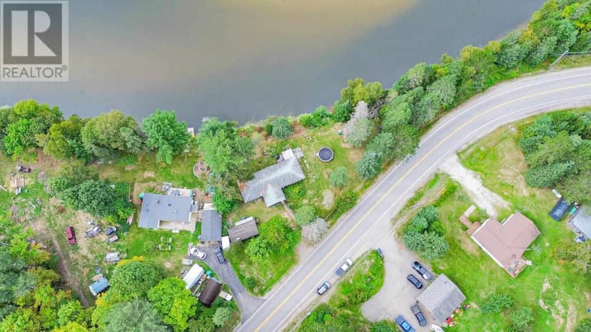 799 Hwy 552 W, Goulais River, photo 3