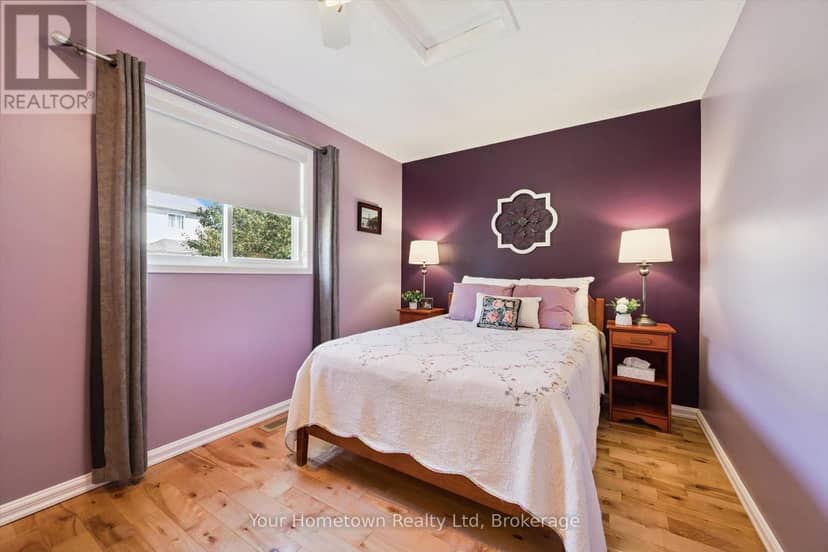 45 Peglar Crescent — photo 16 of 40