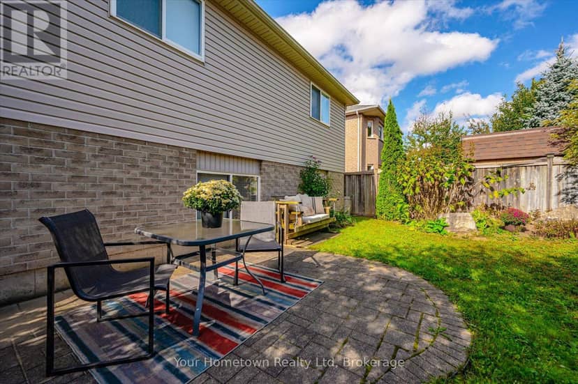 45 Peglar Crescent — photo 37 of 40
