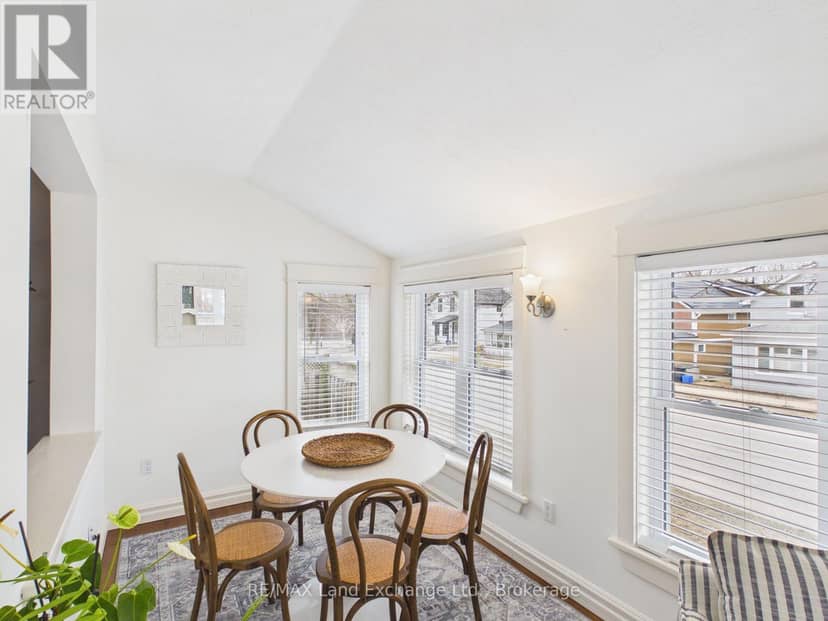 842 Olde Victoria Street — photo 10 of 25