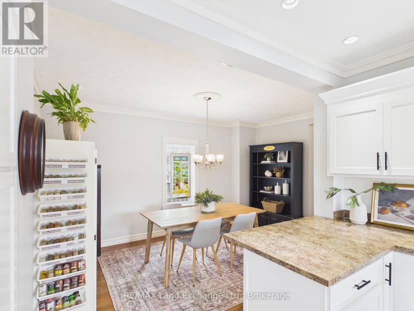 842 Olde Victoria Street — photo 15 of 25