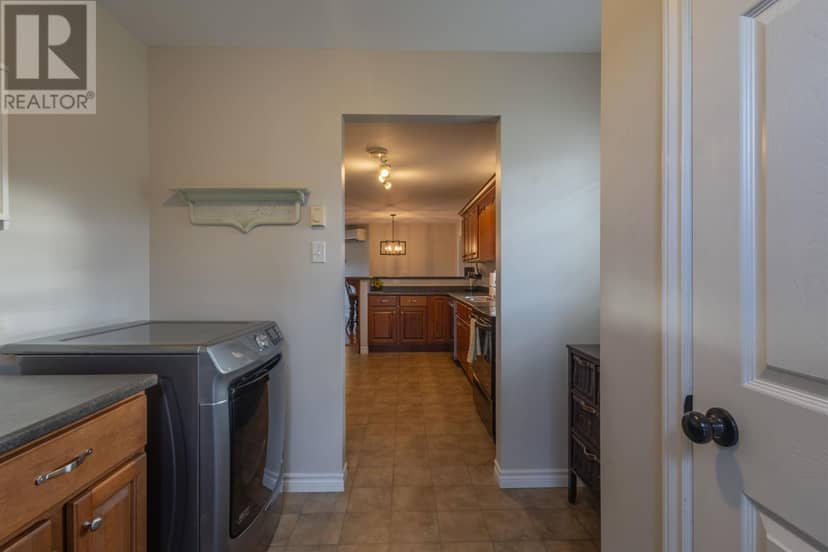 584 Lower Montague Road — photo 10 of 40