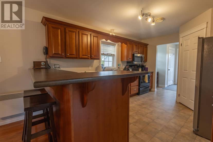584 Lower Montague Road — photo 13 of 40