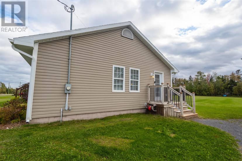 584 Lower Montague Road — photo 9 of 40
