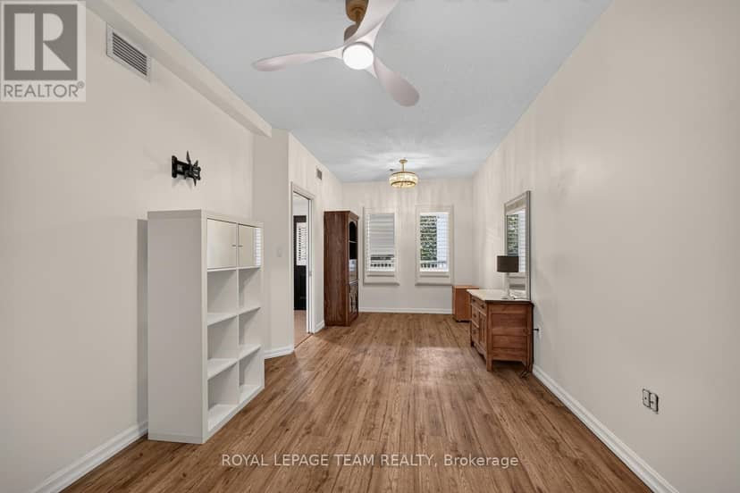205 - 175 Water Street W — photo 20 of 40