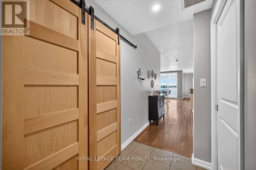 205 - 175 Water Street W — photo 23 of 40
