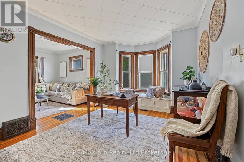 225 Graham Street — photo 7 of 40