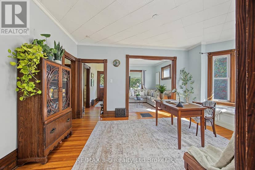 225 Graham Street — photo 8 of 40