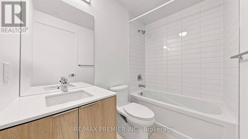 1105 - 50 Ordnance Street — photo 31 of 40