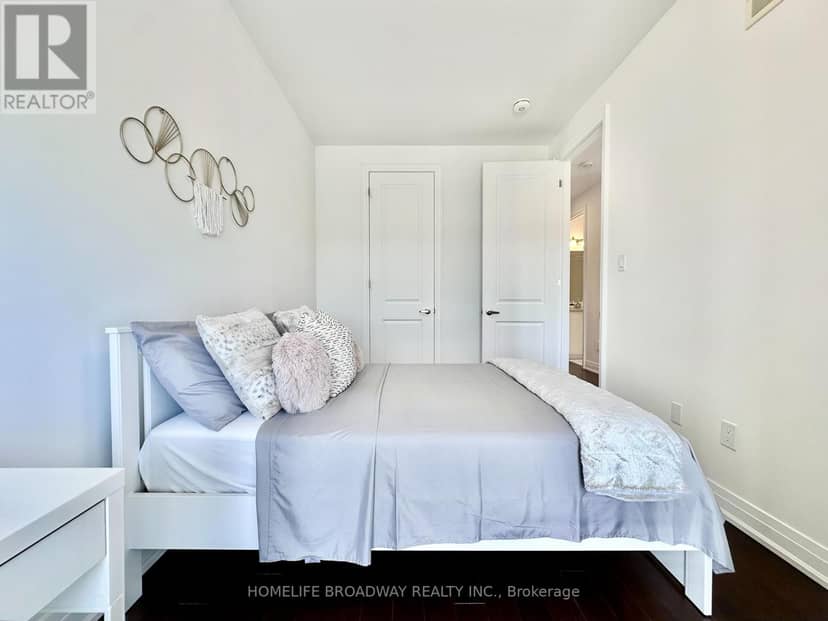 300 King Road — photo 33 of 40