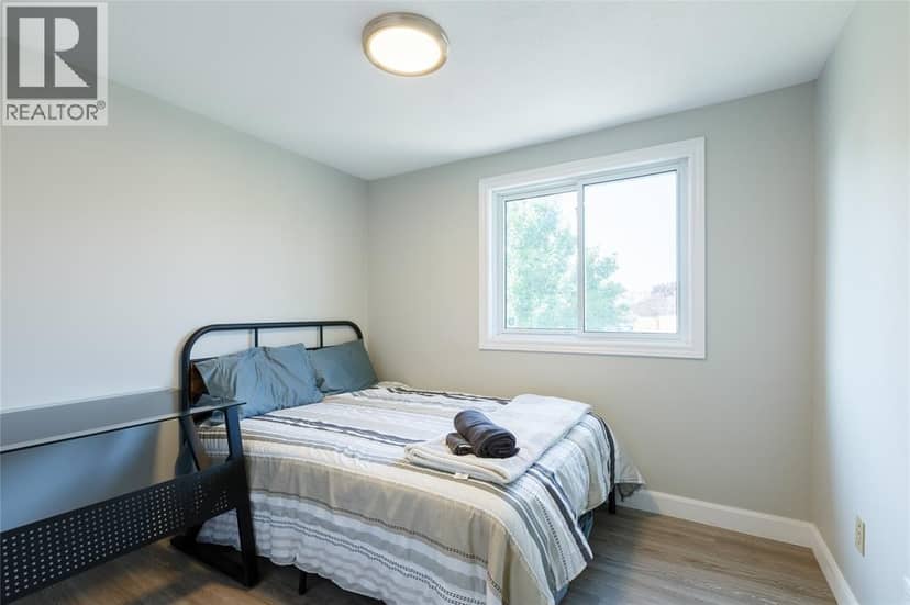 215 TRUDEAU DRIVE Unit# 69 — photo 22 of 32