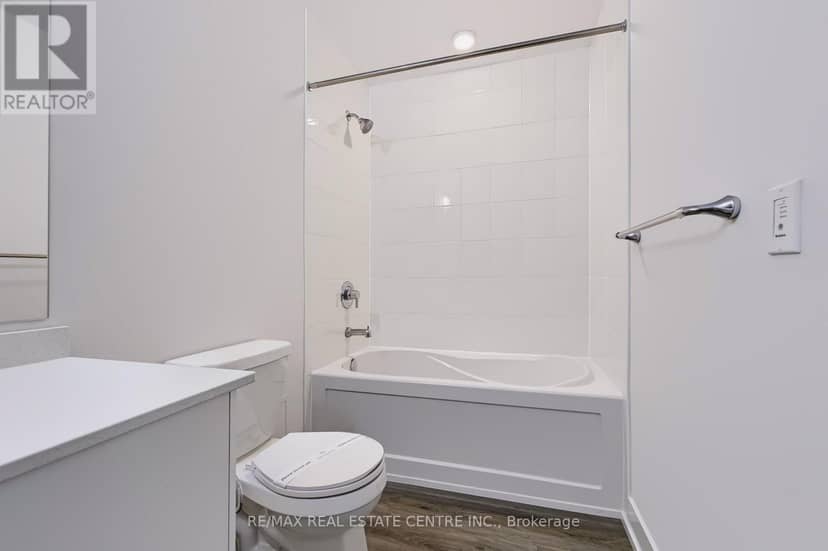 106 - 1000 Lackner Place — photo 17 of 27