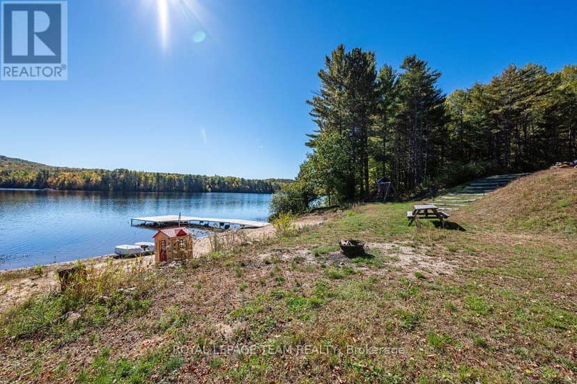 662 Long Lake Road — photo 10 of 36