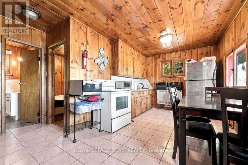 662 Long Lake Road — photo 14 of 36