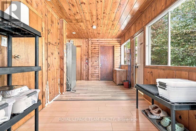662 Long Lake Road — photo 33 of 36