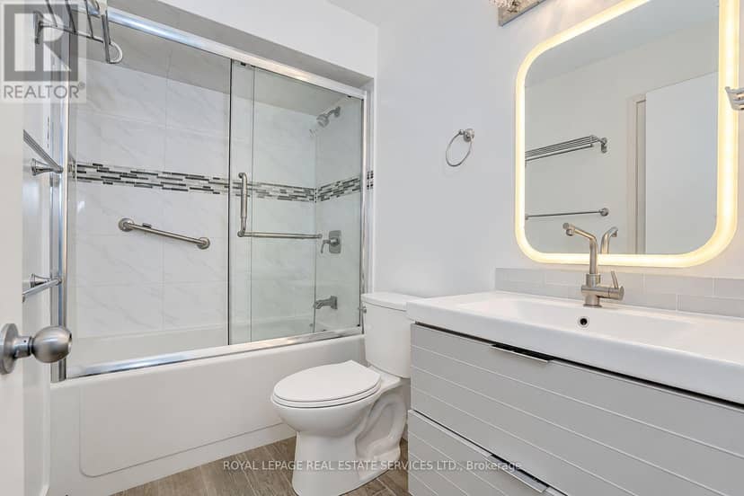10 - 10 Reidmount Avenue — photo 25 of 40