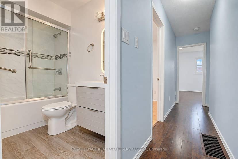 10 - 10 Reidmount Avenue — photo 26 of 40