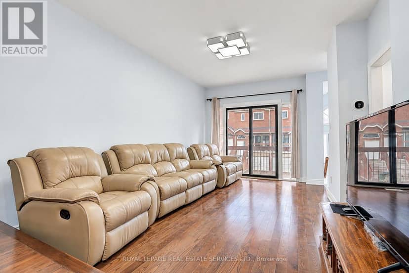 10 - 10 Reidmount Avenue, Toronto, photo 5