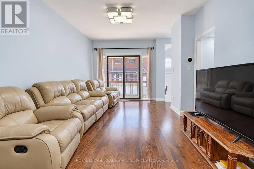 10 - 10 Reidmount Avenue, Toronto, photo 7