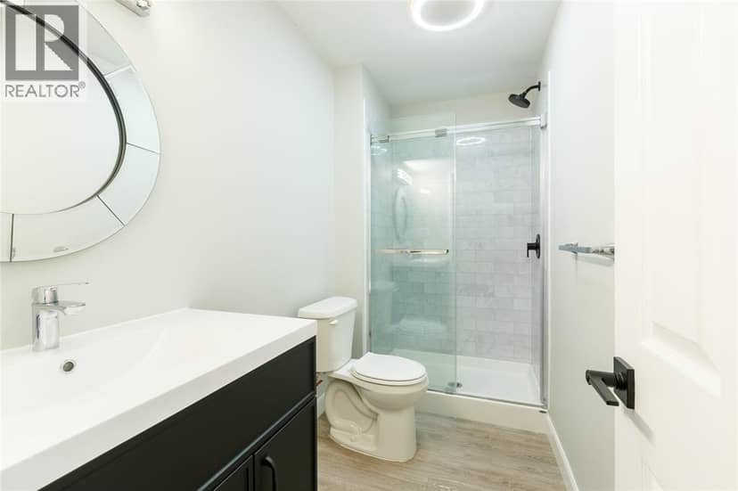 215 TRUDEAU DRIVE Unit# 69 — photo 17 of 32
