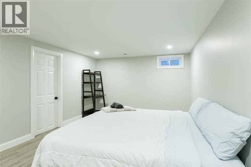 215 TRUDEAU DRIVE Unit# 69 — photo 25 of 32