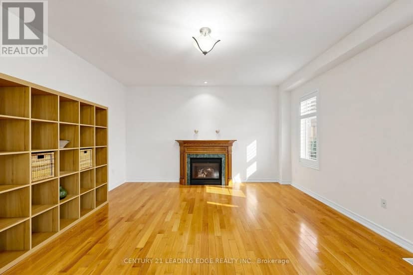 71 Josephine Road — photo 13 of 39