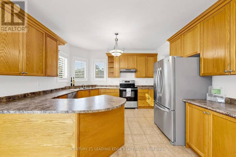 71 Josephine Road — photo 17 of 39