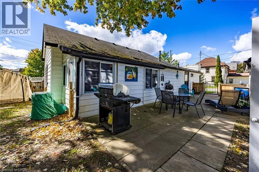 283 HALL Street — photo 17 of 21