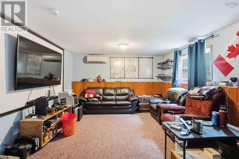 903 Dalmation Drive, Greenwood, photo 4