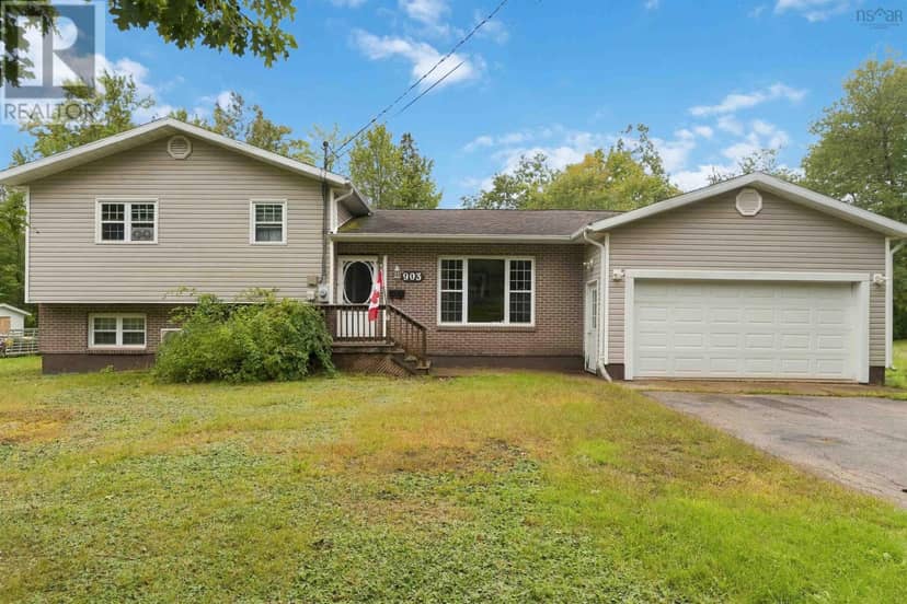 903 Dalmation Drive, Greenwood, photo 2