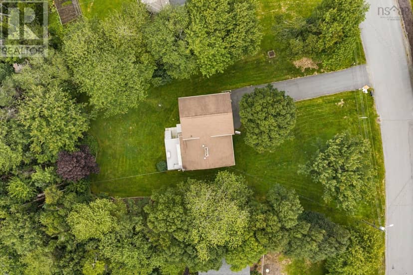 18 Lakewood Drive, Brookside, photo 4