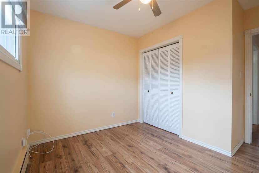 34 Routledge AVE — photo 21 of 32