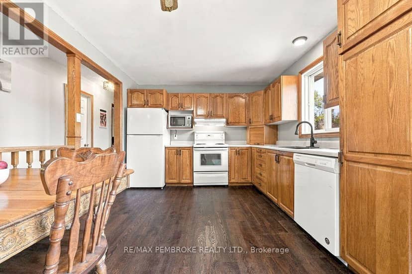 37800 41 Highway, North Algona Wilberforce, photo 4