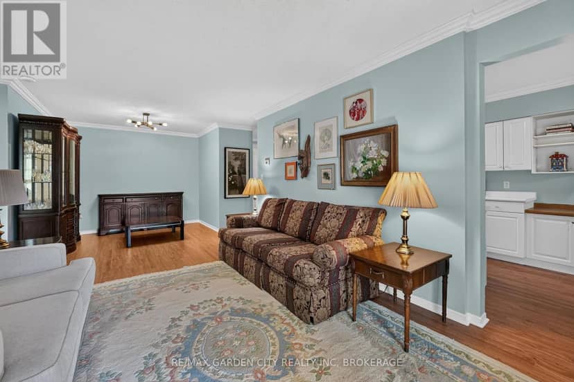 107 - 4090 John Charles Boulevard — photo 11 of 40