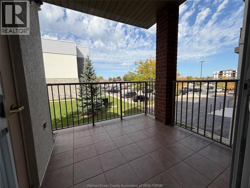 2650 SANDWICH WEST PARKWAY Unit# 211 — photo 24 of 27