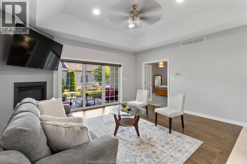 6114 Tiburon Crescent — photo 12 of 35