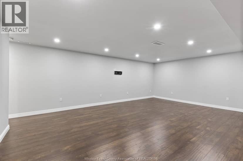 6114 Tiburon Crescent — photo 26 of 35