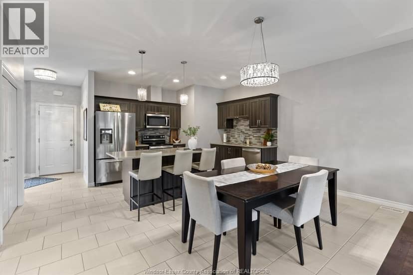 6114 Tiburon Crescent — photo 9 of 35