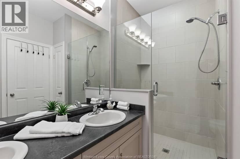6114 Tiburon Crescent — photo 20 of 35