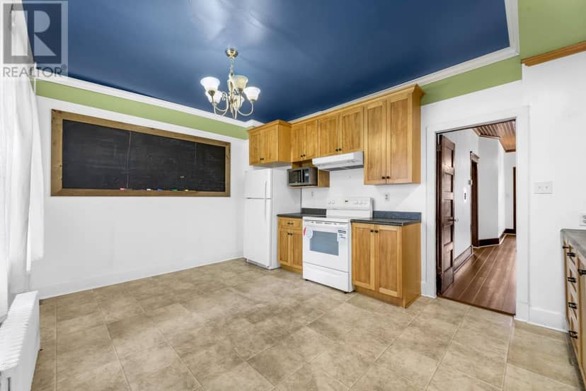 96 Brazil Street — photo 11 of 37