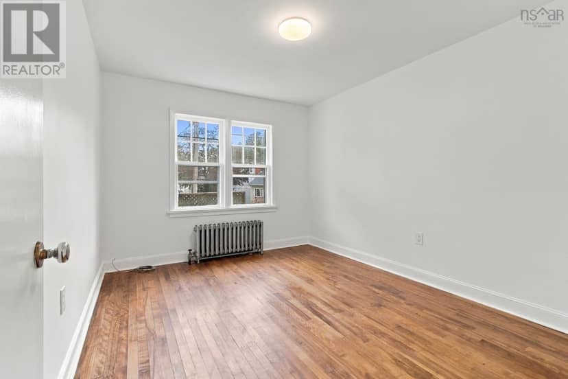3194 Stanford Street — photo 16 of 40