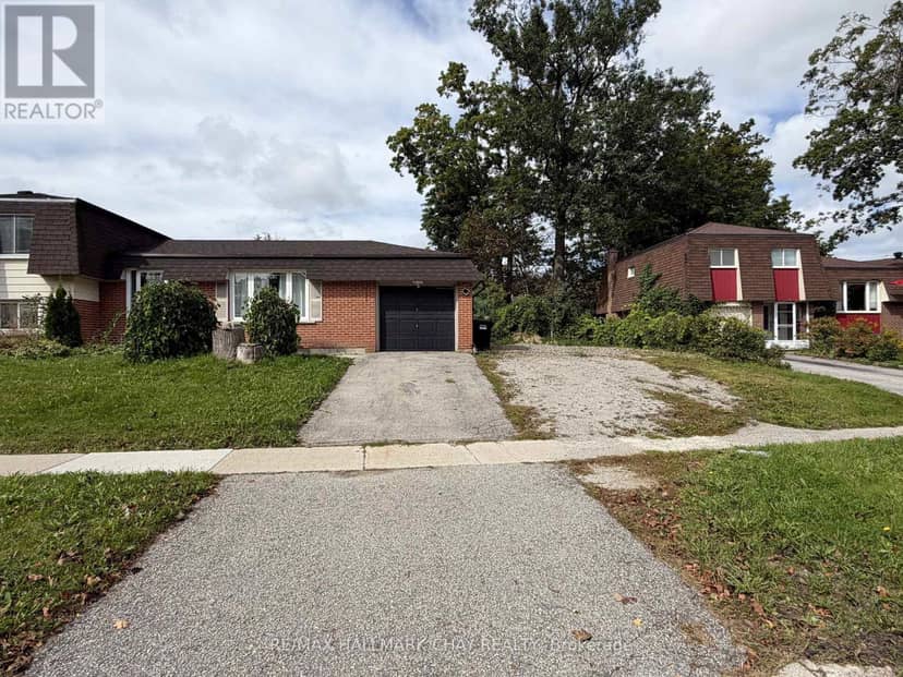 2 Birchwood Drive, Barrie, photo 2