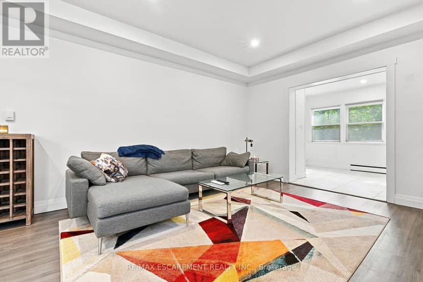 2177 Lakeshore Road, Burlington, photo 6